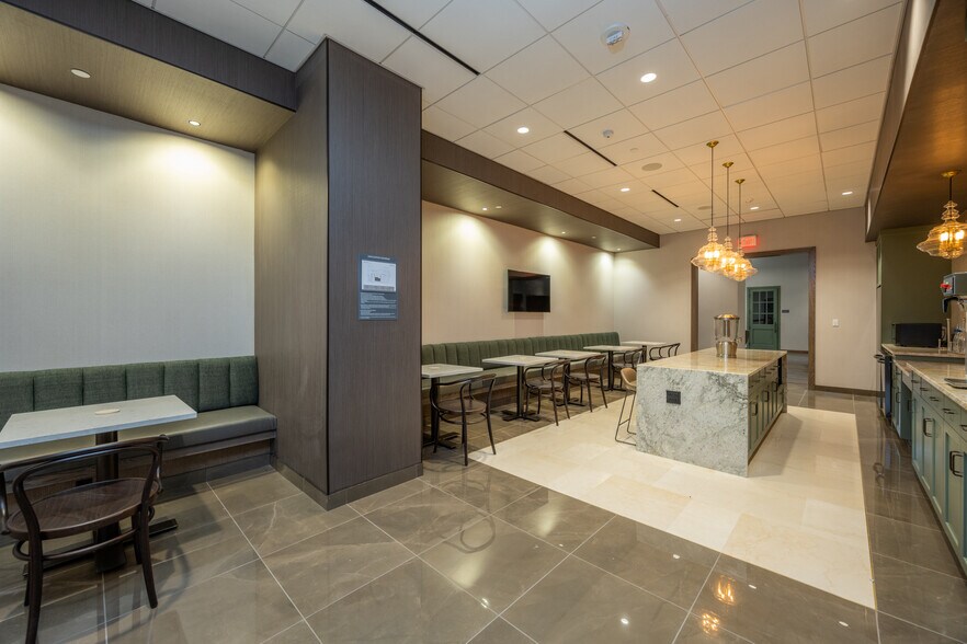 3470 Peachtree Rd NE, Atlanta, GA à louer - Photo intérieure – Image 3 sur 17