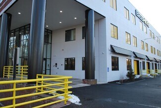 Plus de détails pour 250 Turnpike Rd, Southborough, MA - Bureau à louer