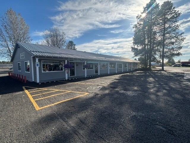 51470 Highway 97, La Pine, OR à vendre - Photo de l’immeuble – Image 2 sur 11
