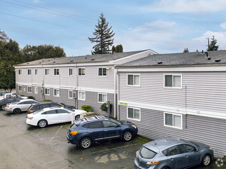 12712 C St S, Tacoma, WA à vendre - Photo principale – Image 3 sur 19