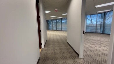 200 Ashford Ctr N, Atlanta, GA à louer - Vidéo sur l’annonce professionnelle 