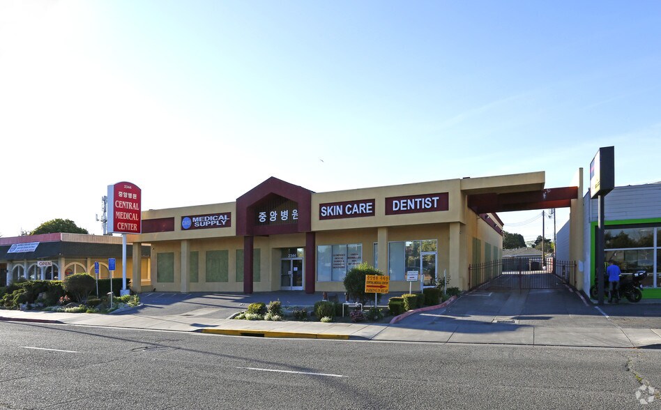 2344 El Camino Real, Santa Clara, CA à louer - Photo de l’immeuble – Image 3 sur 3