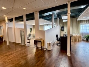 1095 Zonolite Rd NE, Atlanta, GA à louer Photo intérieure– Image 2 sur 16