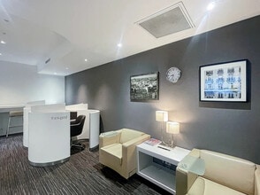 72 Rue Du Faubourg Saint-Honoré, Paris à louer Photo intérieure– Image 2 sur 26