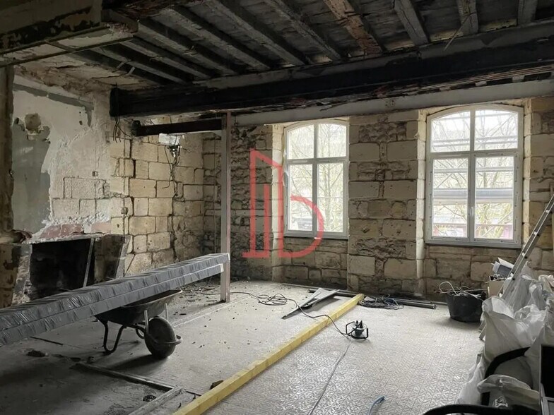 Bureau dans Bordeaux à louer - Photo de l’immeuble – Image 3 sur 4