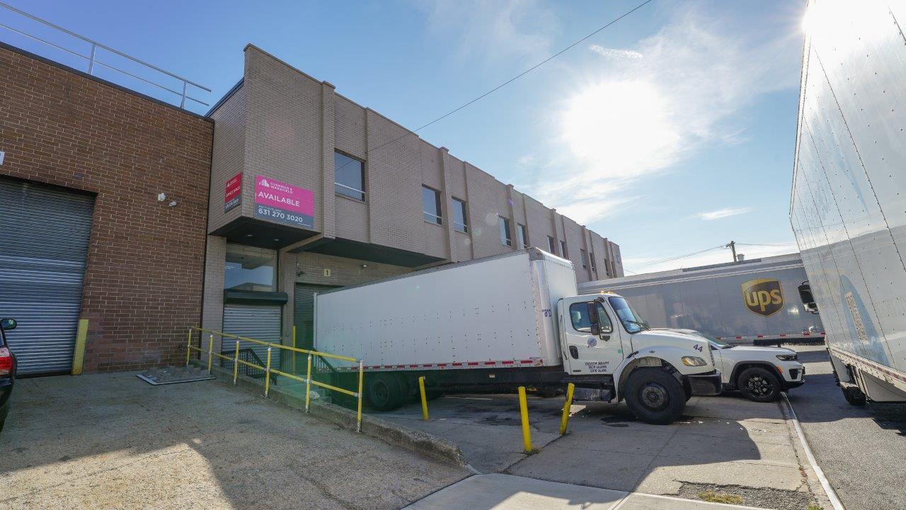 147-29 182nd St, Jamaica, NY à louer Photo de l’immeuble– Image 1 sur 7