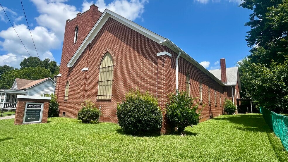 529 Alexander Ave, Henderson, NC à vendre - Photo de l’immeuble – Image 2 sur 16
