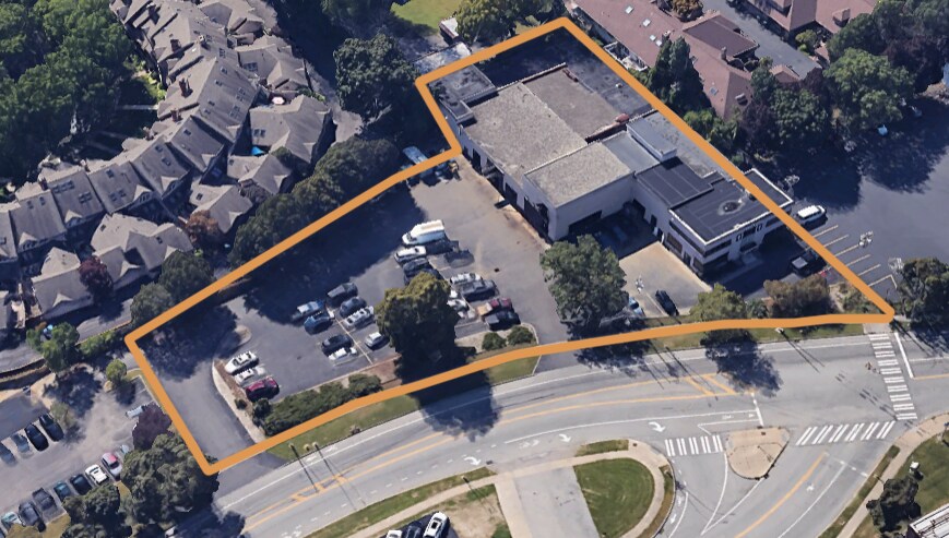 1425 University Ave, Rochester, NY à louer - Photo de l’immeuble – Image 2 sur 13