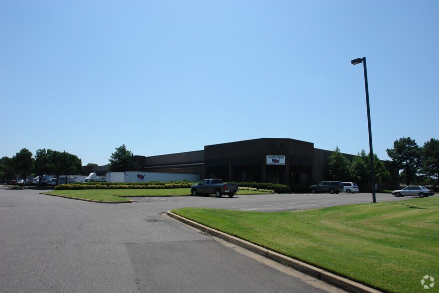 4800 Southridge Blvd, Memphis, TN à louer - Photo de l’immeuble – Image 2 sur 10