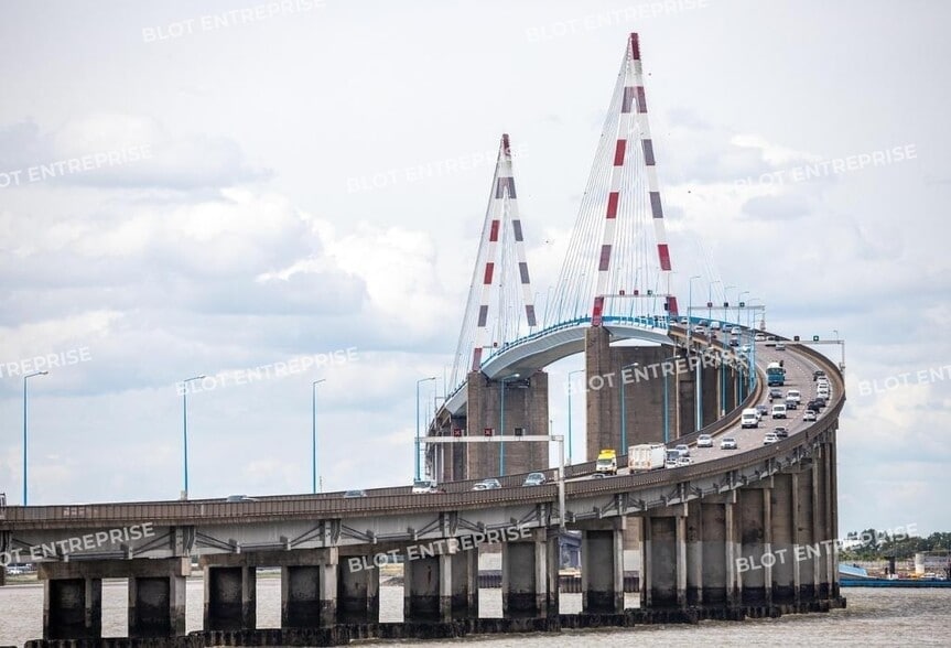 Route De Tréfféac, Saint-Nazaire à vendre - Photo de l’immeuble – Image 2 sur 3