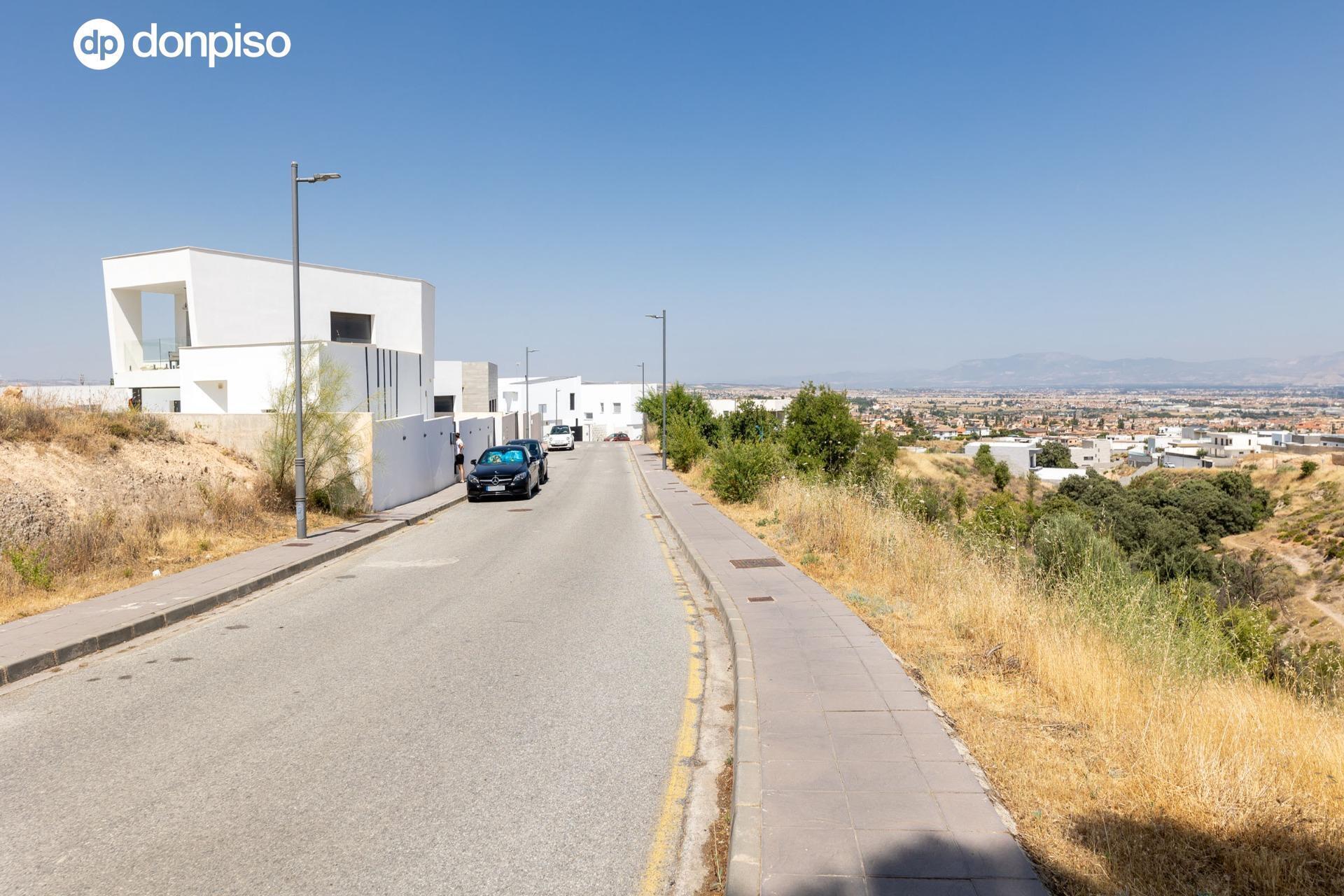 Calle Río Guadalfeo, 34, La Zubia, Granada à vendre Photo principale– Image 1 sur 18