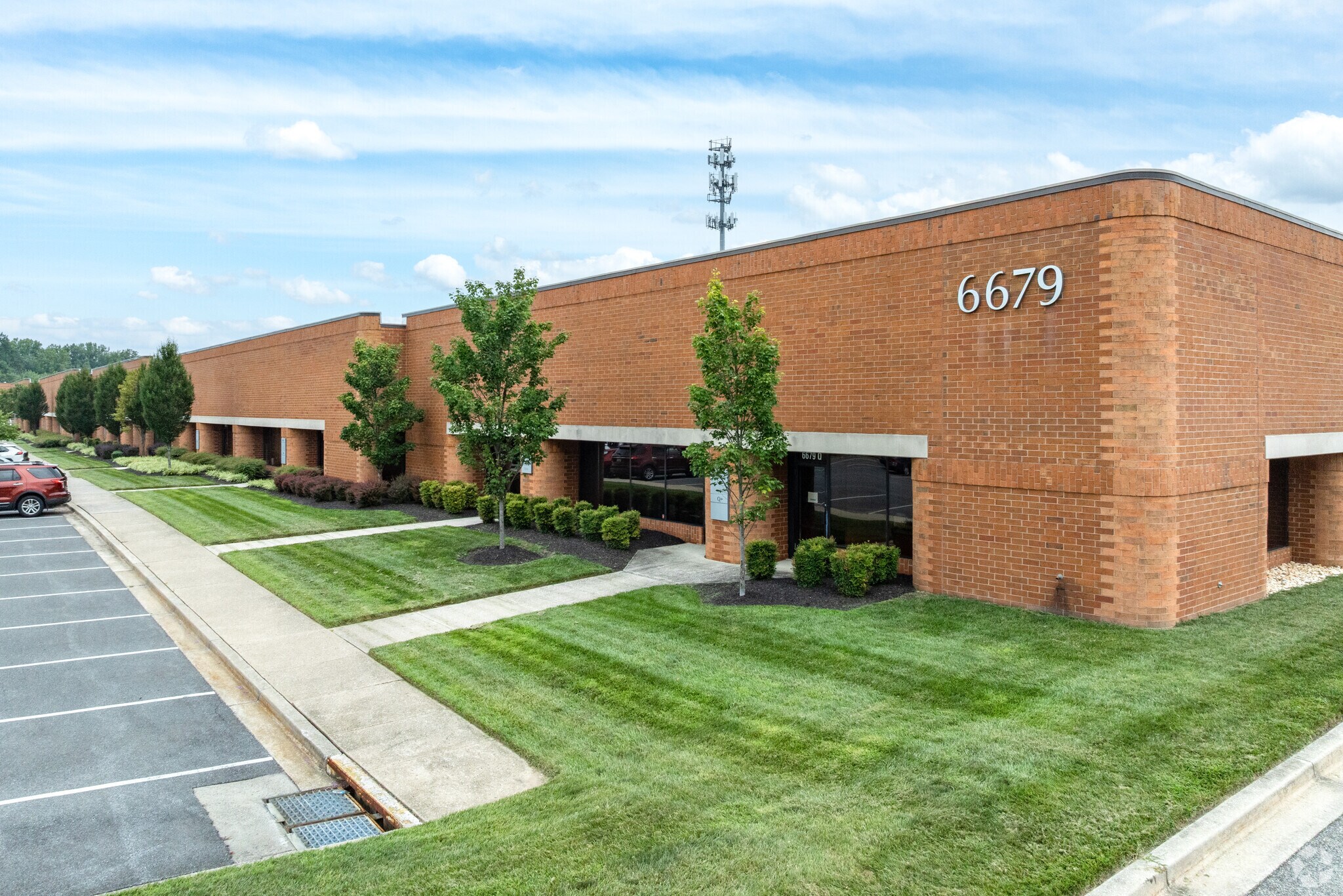 6679 Santa Barbara Rd, Elkridge, MD à louer Photo principale– Image 1 sur 5