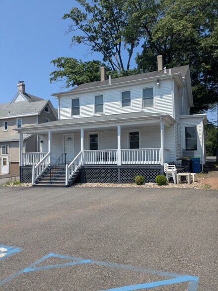 68 N Bridge St, Somerville, NJ à louer - Photo de l’immeuble – Image 2 sur 16
