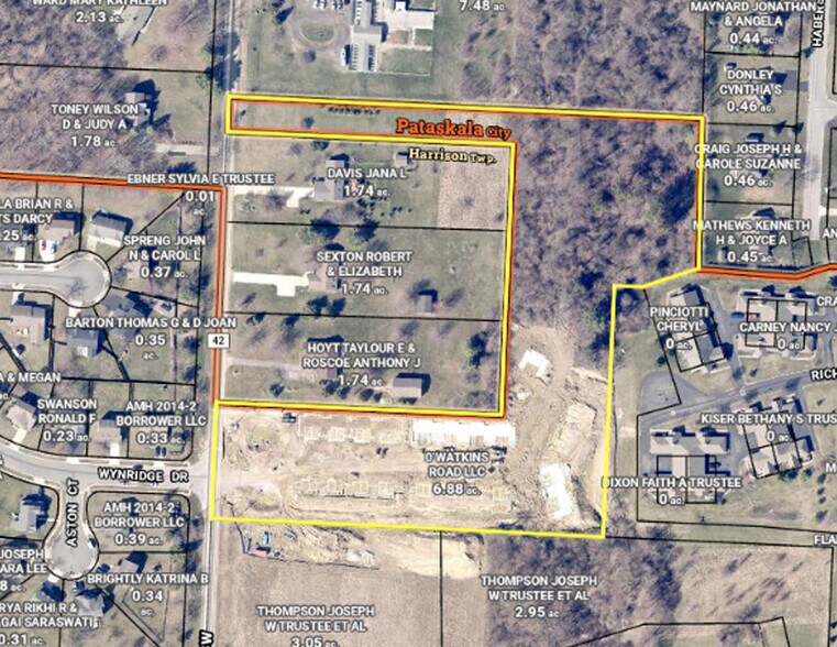 11 Woodford Way, Pataskala, OH à vendre - Photo de l’immeuble – Image 2 sur 25