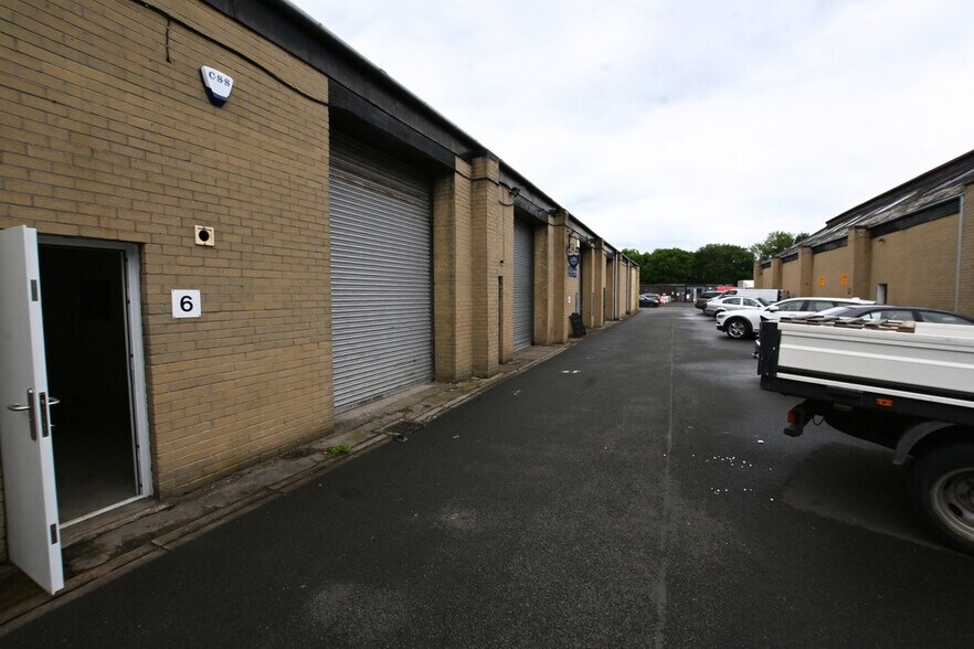 11 Bankside, Falkirk à louer - Photo de l’immeuble – Image 2 sur 3