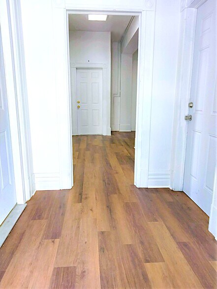 46 W 10th St, Reno, NV à vendre - Photo de l’immeuble – Image 2 sur 12