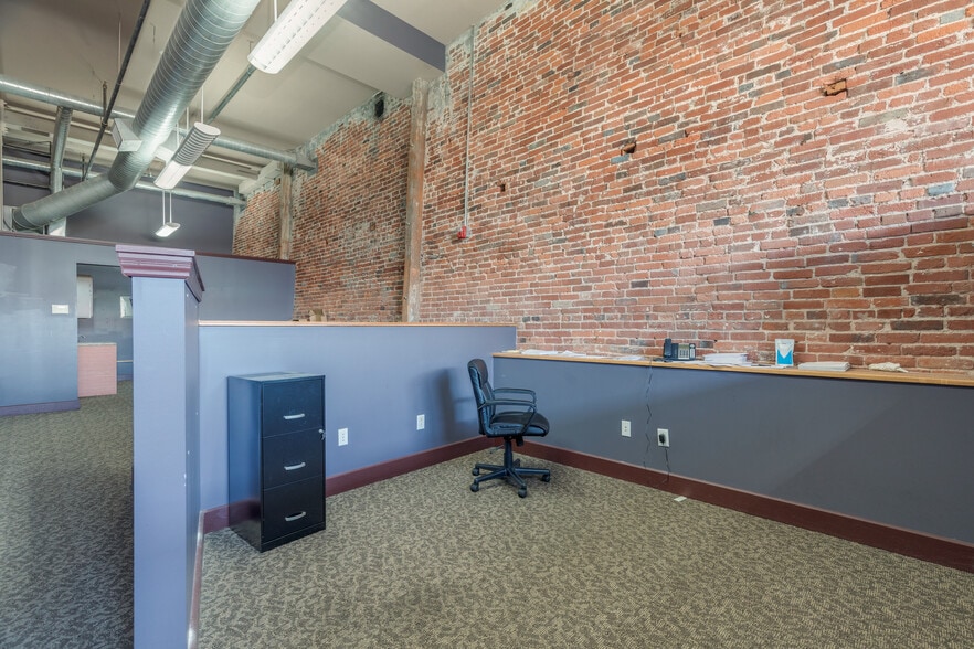 1808 Chouteau Ave, Saint Louis, MO à louer - Photo de l’immeuble – Image 3 sur 9