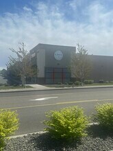 2909 S Quillan St, Kennewick, WA à vendre Photo de l’immeuble– Image 1 sur 4