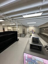 7815-7817 Melrose Ave, Los Angeles, CA à louer Photo intérieure– Image 2 sur 4