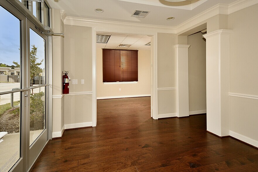 2219 Sawdust Rd, The Woodlands, TX à louer - Photo de l’immeuble – Image 3 sur 16