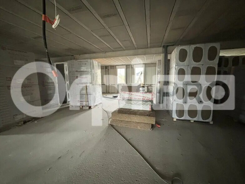 Local commercial dans Compiègne à louer - Photo de l’immeuble – Image 3 sur 6