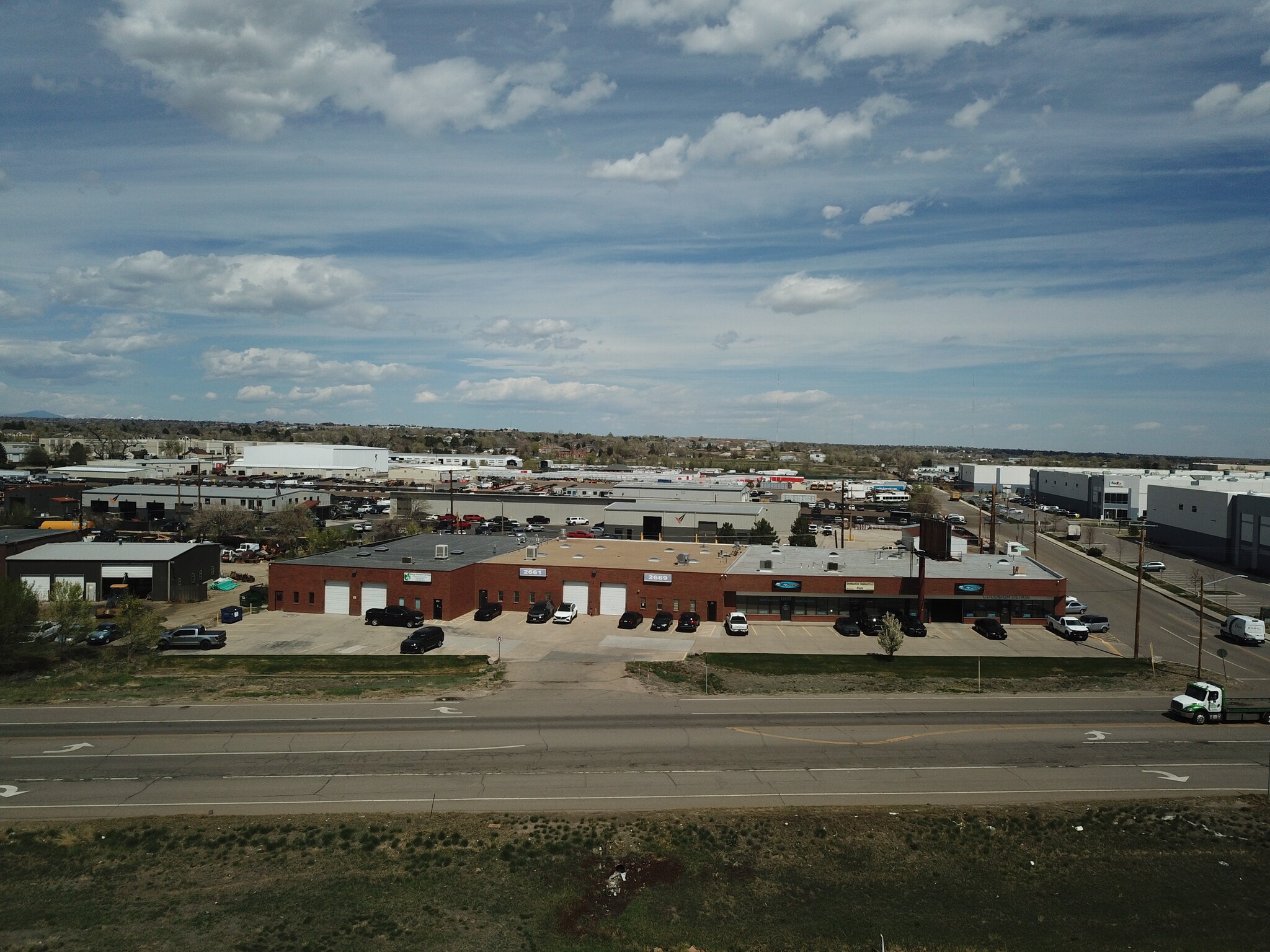 2655-2677 E Highway 224, Denver, CO à louer Photo intérieure– Image 1 sur 8