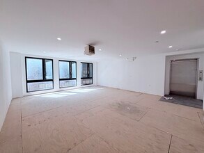 203-205 W 38th St, New York, NY à louer Photo intérieure– Image 2 sur 20