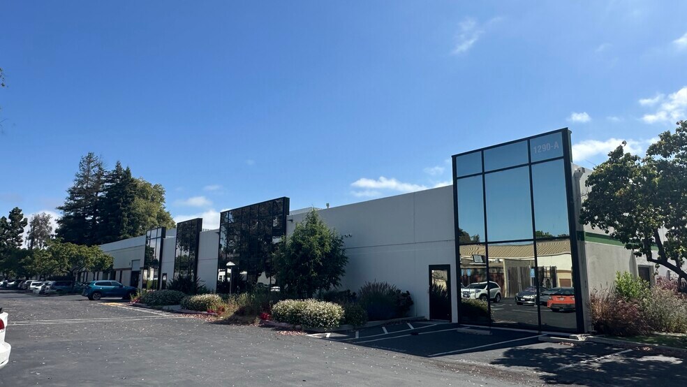 1290 Reamwood Ave, Sunnyvale, CA à louer - Photo de l’immeuble – Image 2 sur 22
