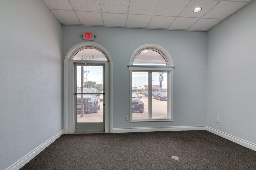 310 N Main St, Keller, TX à louer - Photo intérieure – Image 2 sur 6