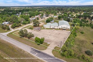 Plus de détails pour 111 Longhorn St, Bastrop, TX - Spécialisé à vendre