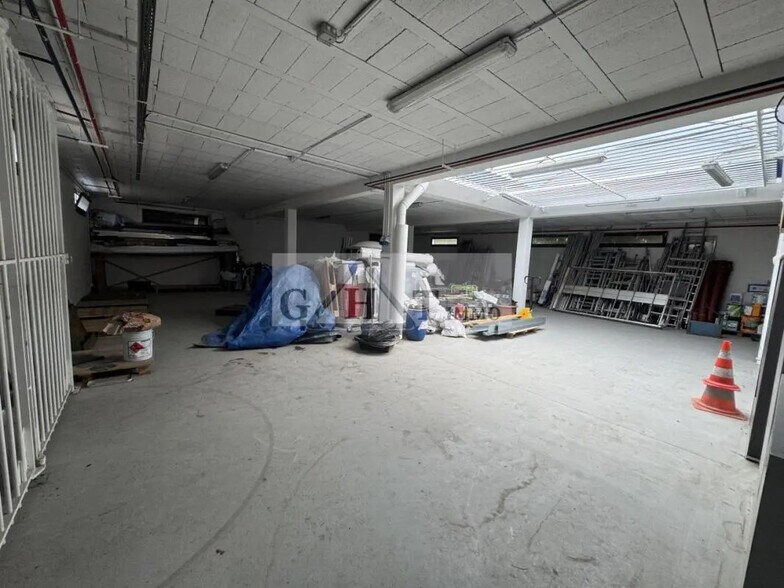 Industriel/Logistique dans Boissy-Saint-Léger à vendre - Photo de l’immeuble – Image 3 sur 7