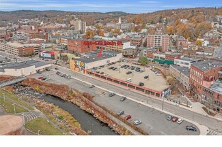 Plus de détails pour 424-438 Main St, Fitchburg, MA - Local commercial à vendre