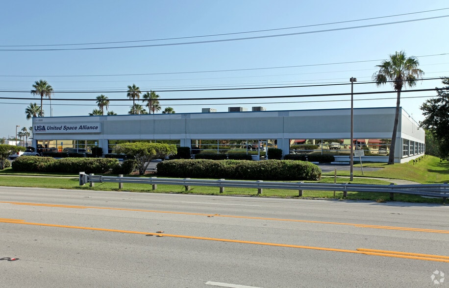 8550 Astronaut Blvd, Cape Canaveral, FL à louer - Photo principale – Image 1 sur 27