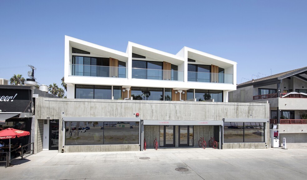 305 Ocean Front Walk, Venice, CA à louer - Photo de l’immeuble – Image 1 sur 6