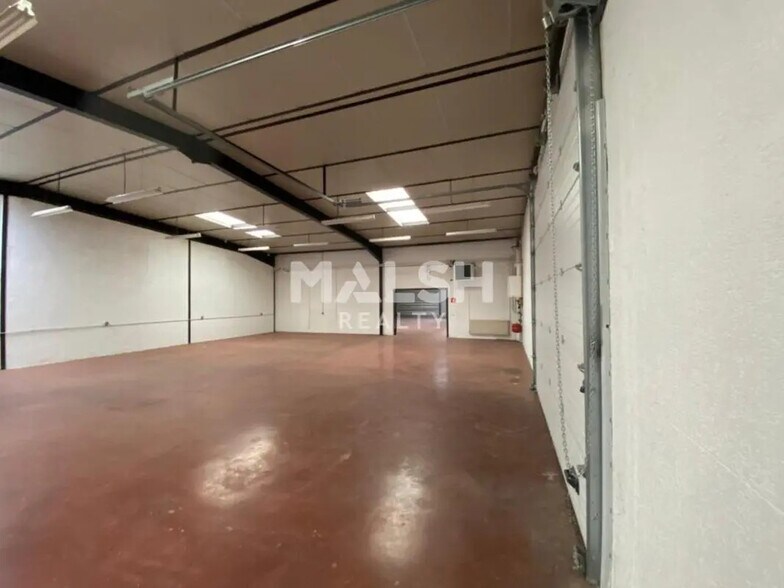 Bureau dans Genay à louer - Photo intérieure – Image 1 sur 8