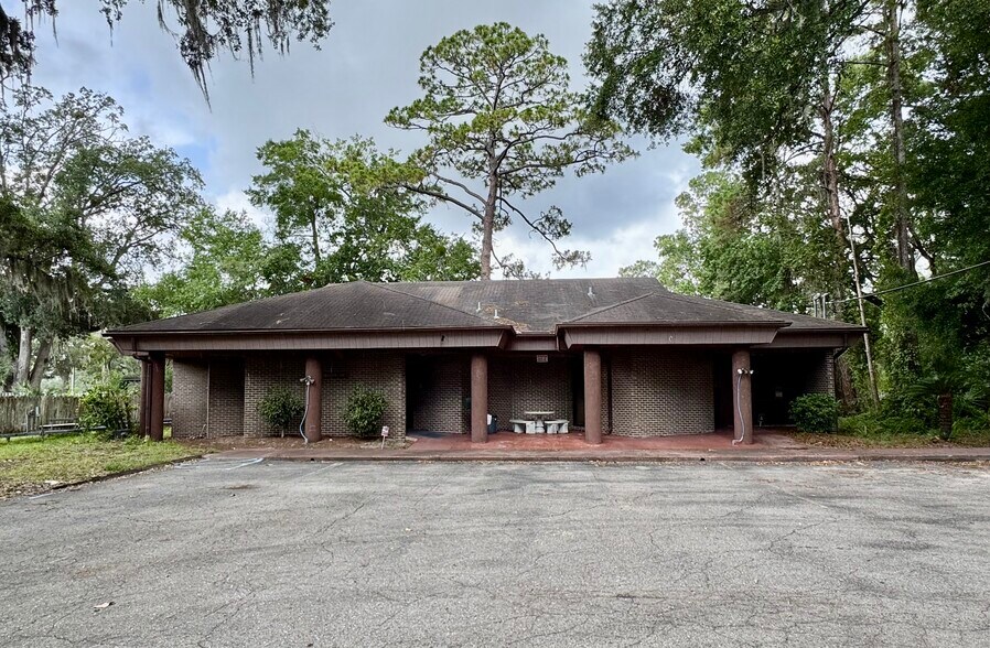 1906 Debarry Ave, Orange Park, FL à vendre - Photo de l’immeuble – Image 3 sur 9