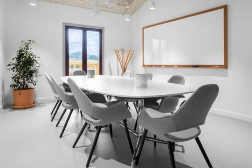 3000 Aviator Way, Manchester à louer Photo de l’immeuble– Image 1 sur 12