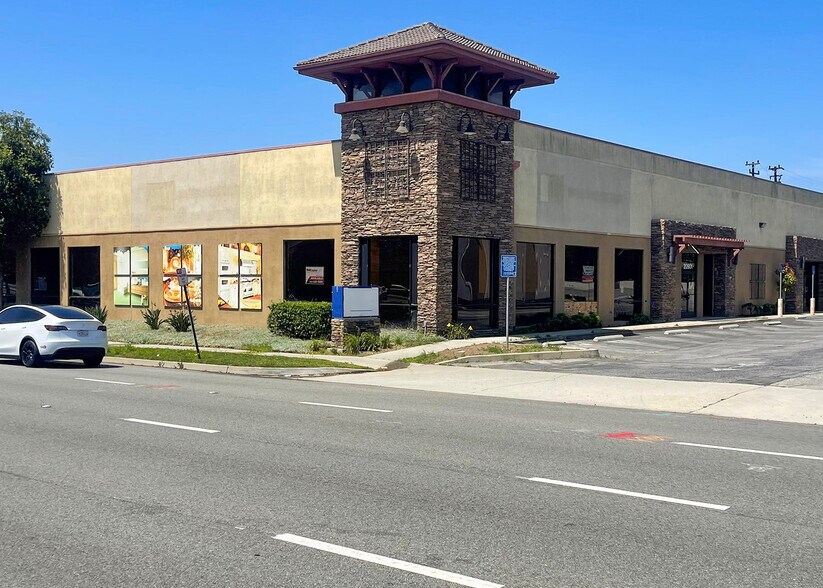 20821 Hawthorne Blvd, Torrance, CA à vendre - Photo de l’immeuble – Image 2 sur 15
