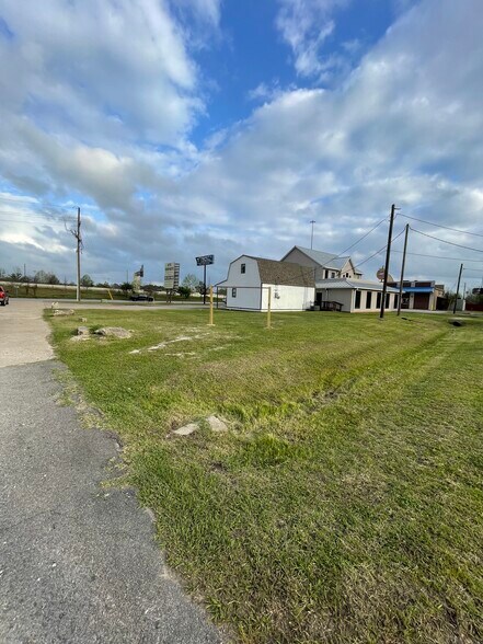 23764 Highway 59, Porter, TX à louer - Photo de l’immeuble – Image 2 sur 11