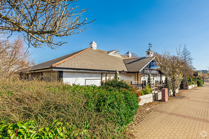 Almondvale Pky, Livingston à louer - Photo principale – Image 1 sur 12
