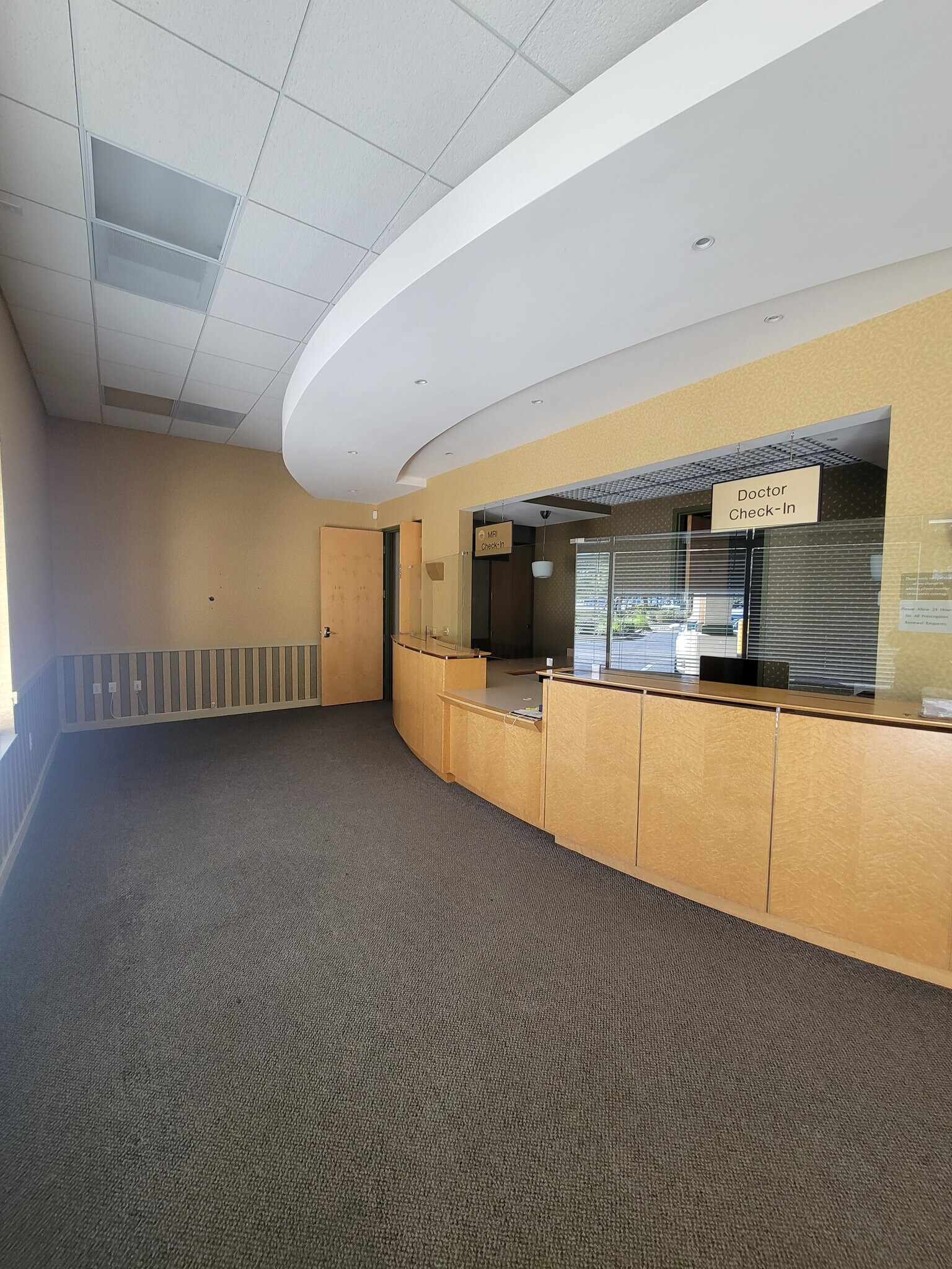 877 111th Ave N, Naples, FL à louer Photo intérieure– Image 1 sur 6