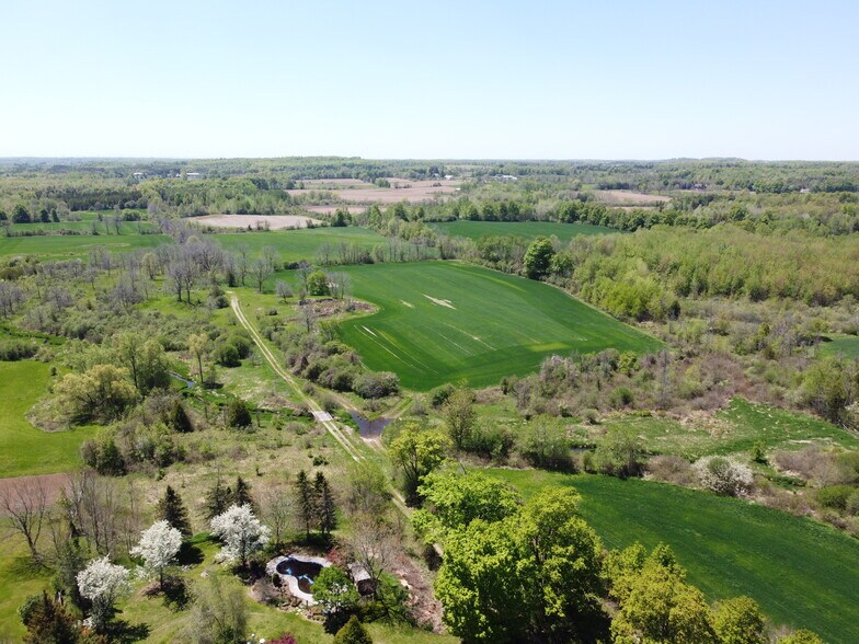 11080 First Nass Line, Milton, ON à vendre - Photo de l’immeuble – Image 3 sur 15