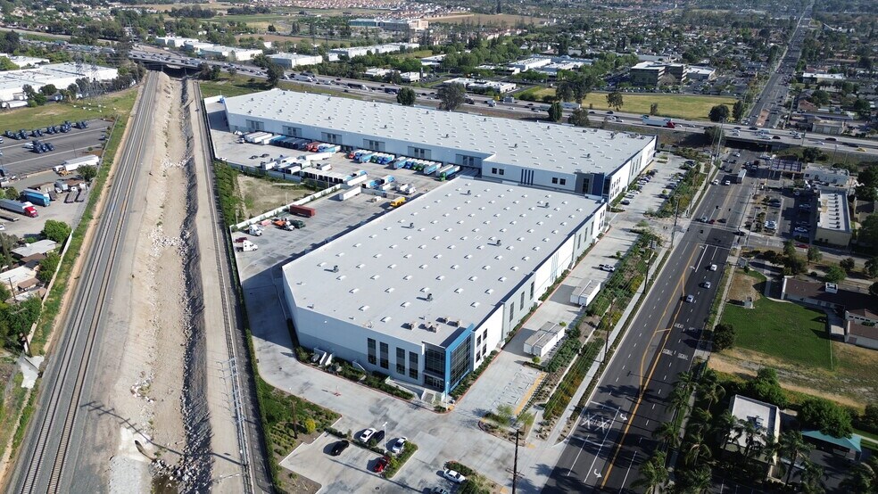 1861 Mountain View, Redlands, CA à louer - Photo de l’immeuble – Image 3 sur 5