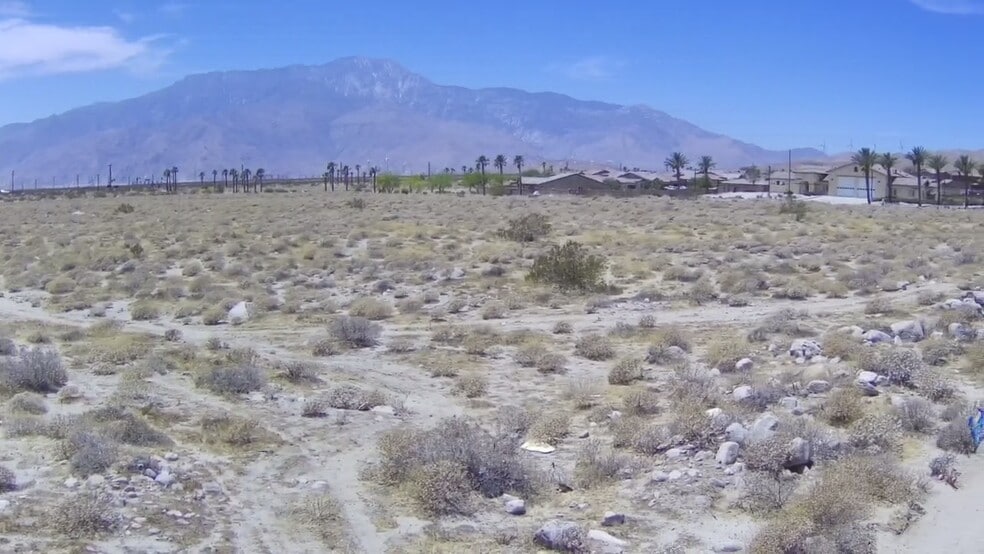 0 SCENIC DR., Desert Hot Springs, CA à vendre - Aérien – Image 3 sur 12