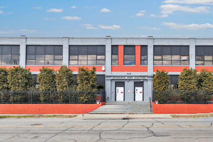 35-69 Benham Ave, Bridgeport, CT à louer - Photo de l’immeuble – Image 1 sur 35