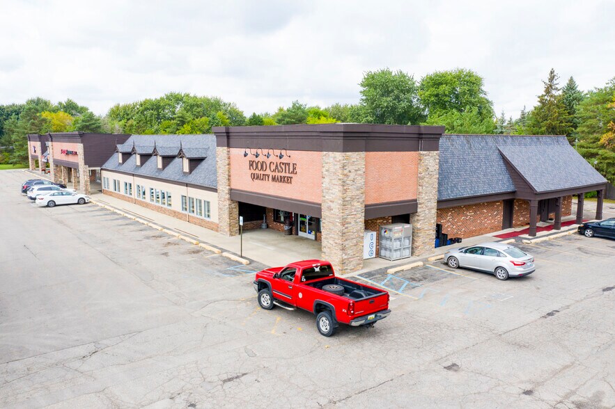 4501 E Hill Rd, Grand Blanc, MI à vendre - Photo de l’immeuble – Image 2 sur 3