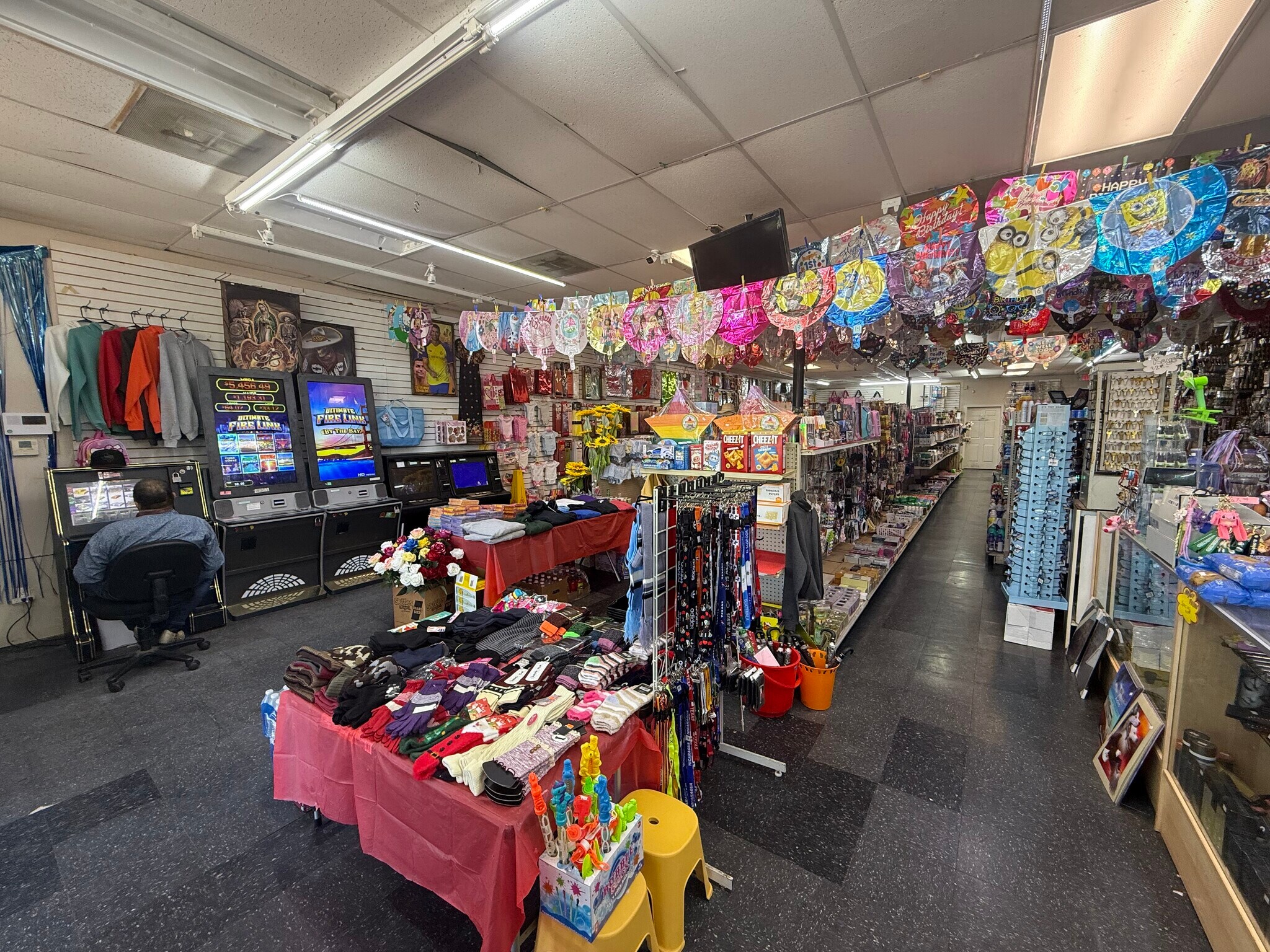 17503-17587 Imperial Valley Dr, Houston, TX à louer Photo intérieure– Image 1 sur 3