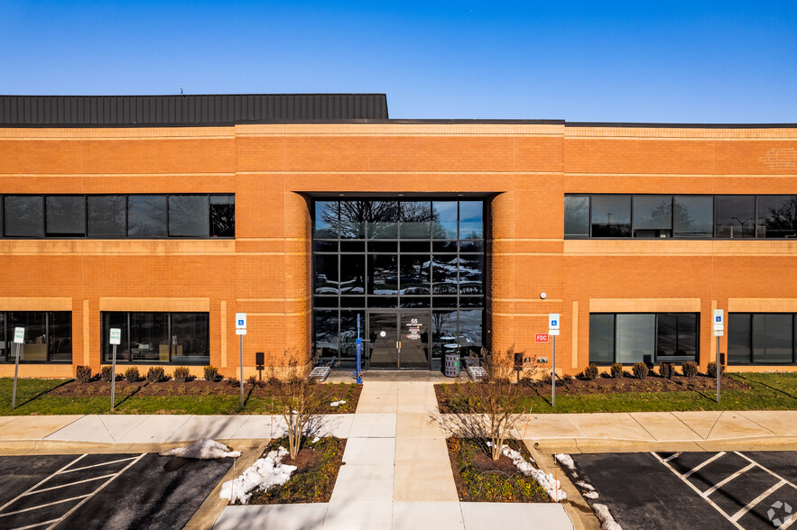 55 W Watkins Mill Rd, Gaithersburg, MD à louer - Photo de l’immeuble – Image 3 sur 5