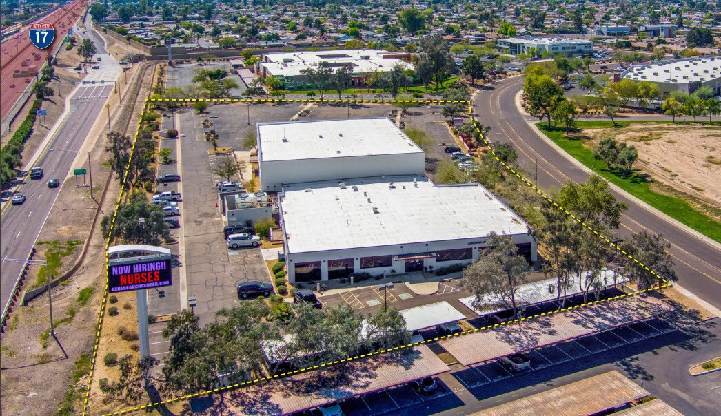 15601 N 28th Ave, Phoenix, AZ à louer Photo principale– Image 1 sur 22