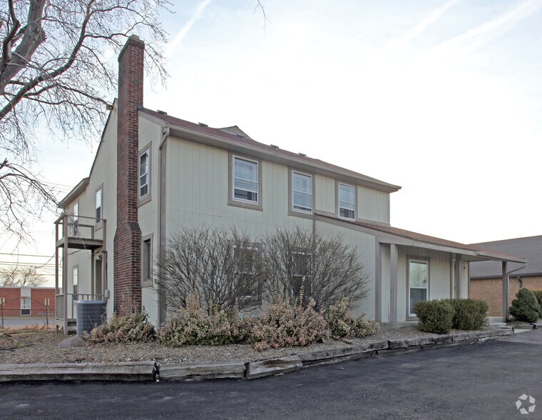 17735 Fort St, Riverview, MI à louer - Photo principale – Image 1 sur 5